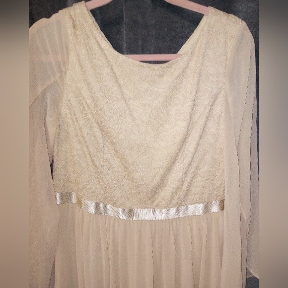 DressTells Champion Flowy Chiffon Maxi Dress with Lace Bodice Size Large NWOT - Picture 7 of 10
